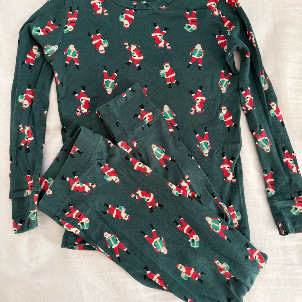 GAP Kids Green Santa Pajama Set (11)